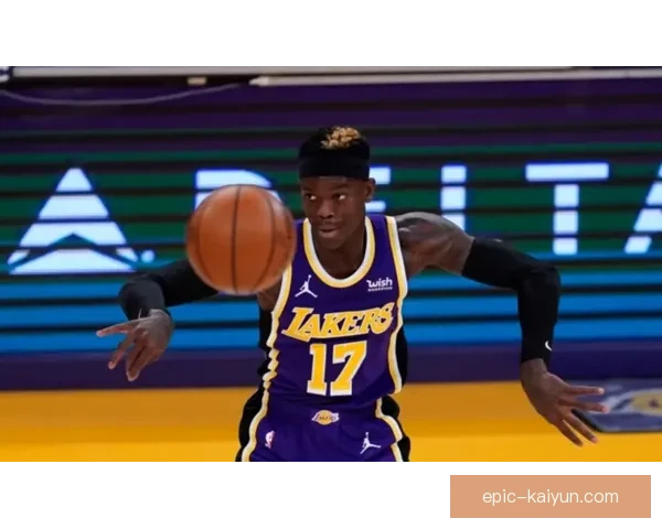 戴维斯边路表现稳健，正迎来状态回暖的良好趋势